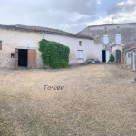 Maison à rénover de 120 m² avec dépendances à Beauvais sur Matha (17490)