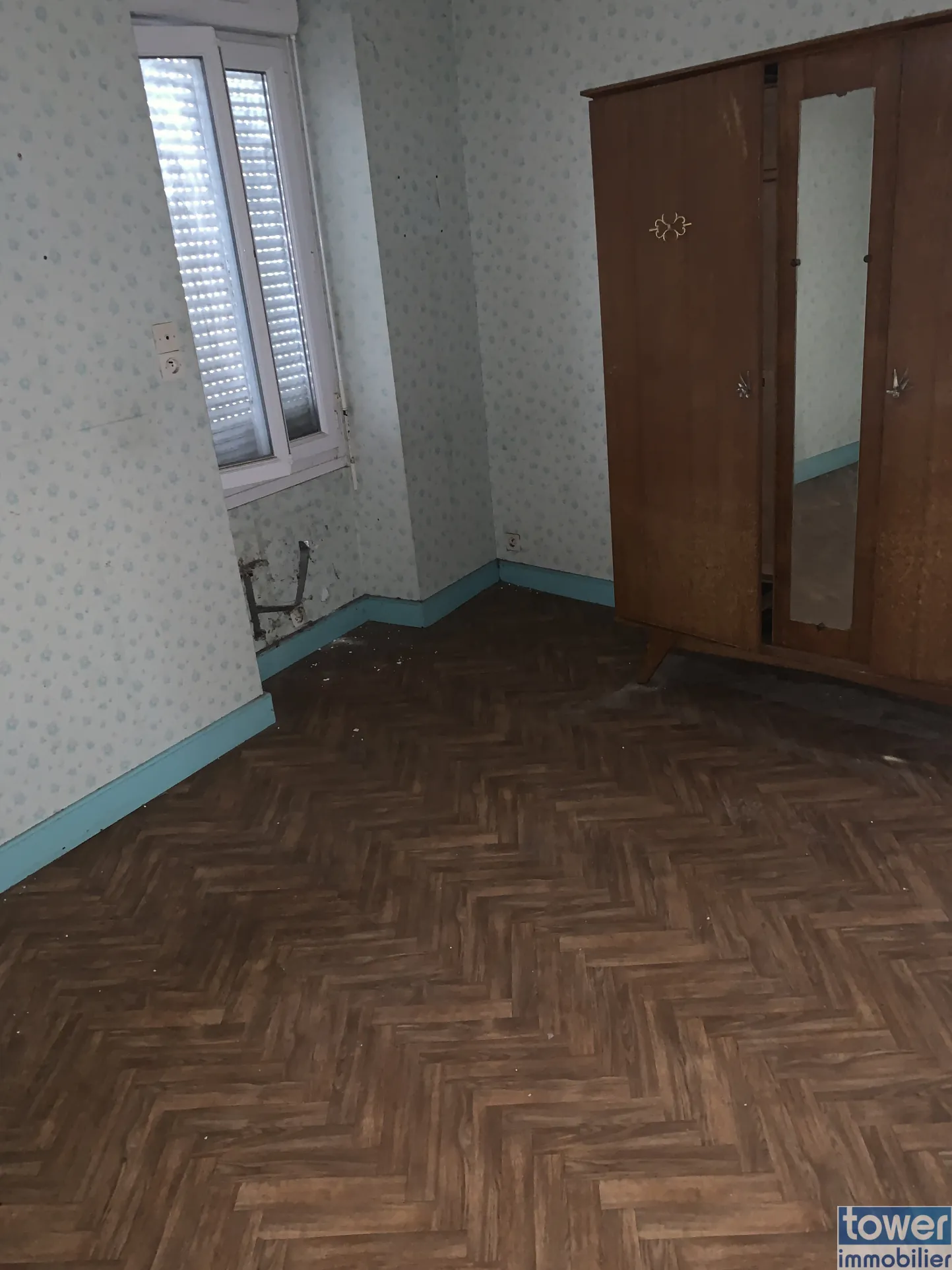 Maison à rénover de 120 m² avec dépendances à Beauvais sur Matha (17490) 