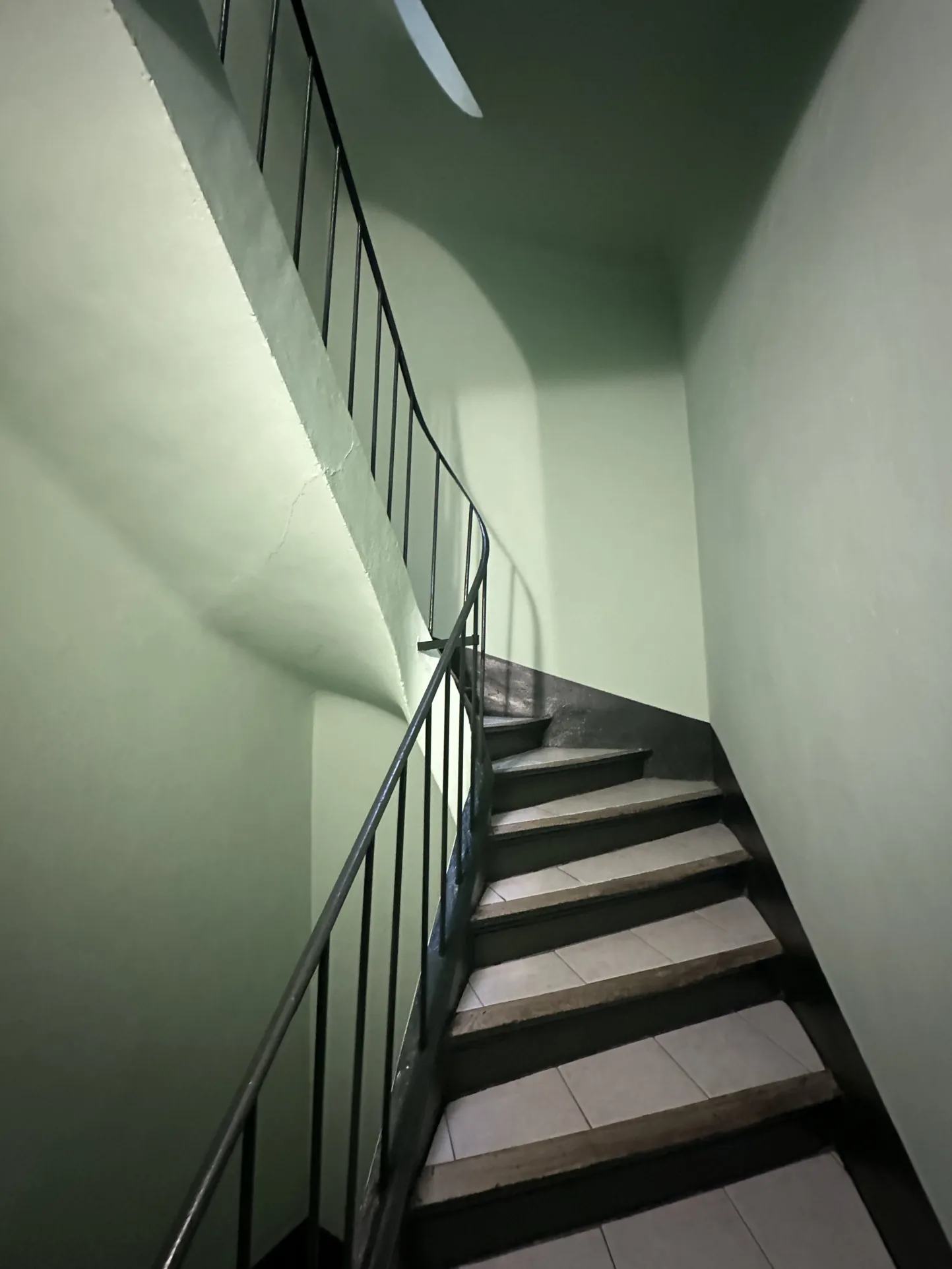 Immeuble de rapport à La Seyne-sur-Mer, 3 appartements rénovés, revenu annuel 19 800 € 
