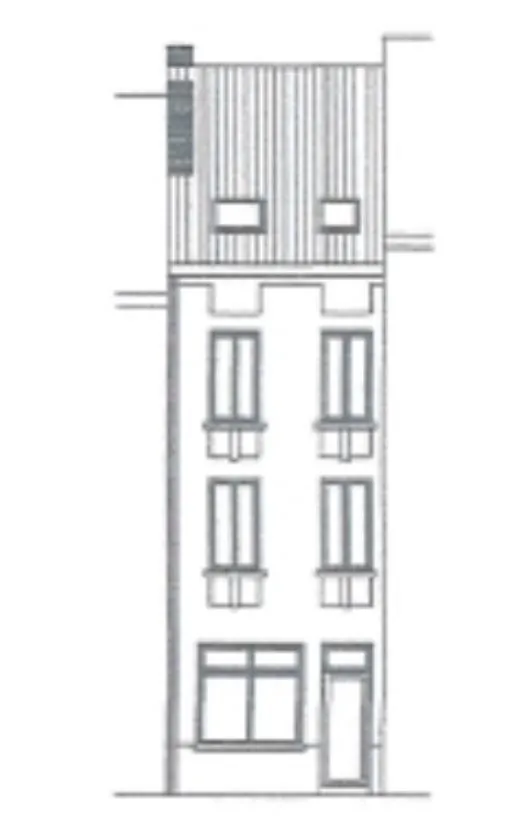 Immeuble de rapport à La Seyne-sur-Mer, 3 appartements rénovés, revenu annuel 19 800 € 