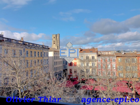 Appartement T3 avec vue sur la Place Carnot à Carcassonne