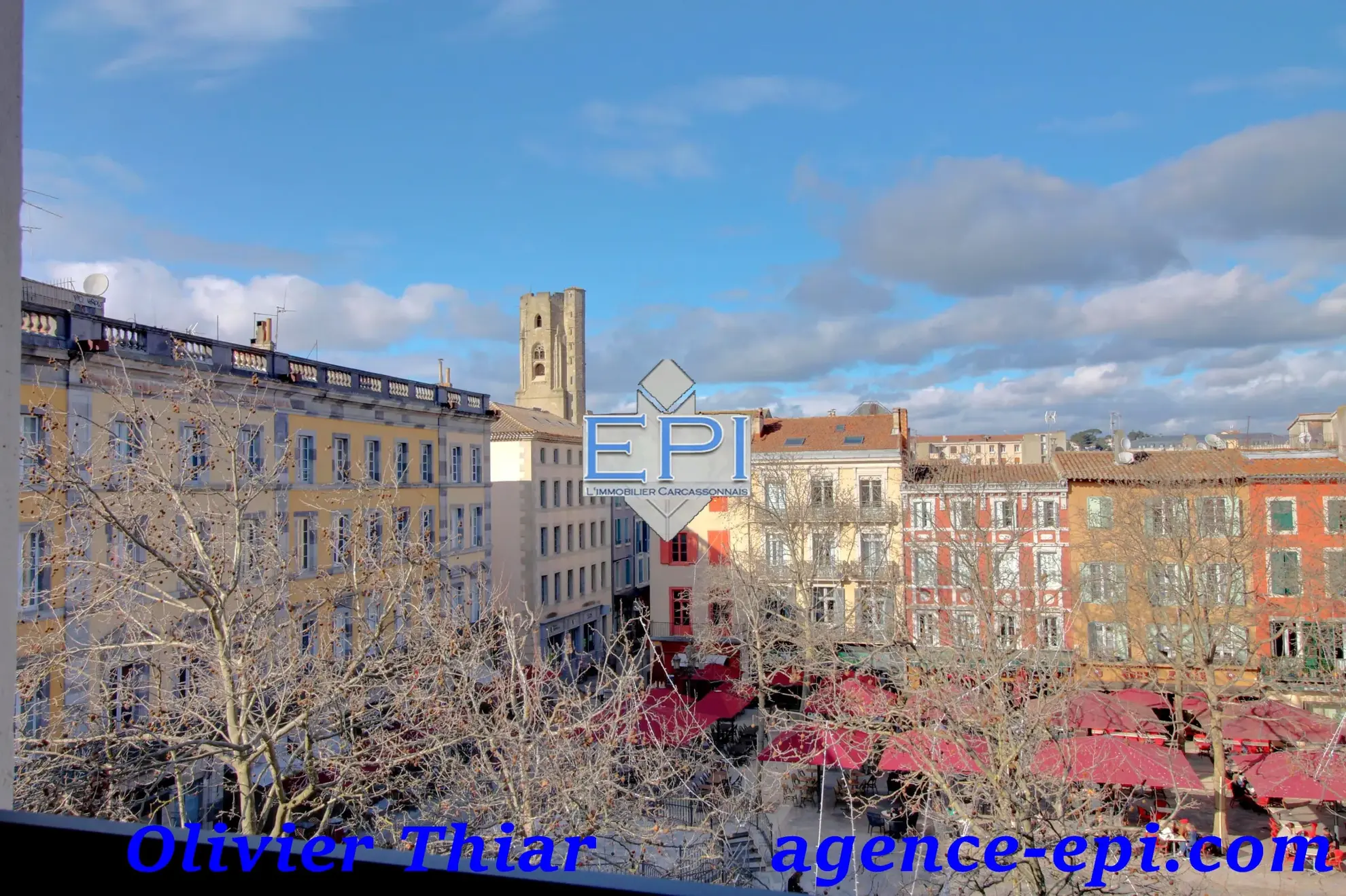 Appartement T3 avec vue sur la Place Carnot à Carcassonne 