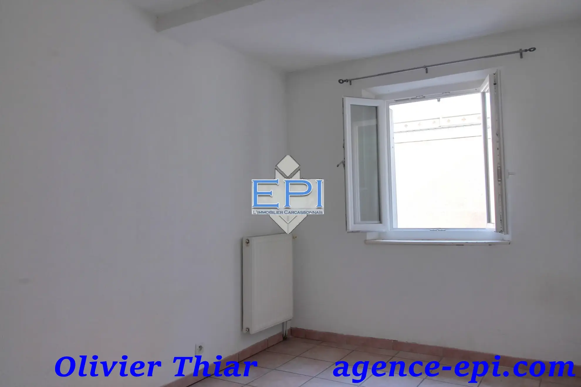 Appartement T3 avec vue sur la Place Carnot à Carcassonne 