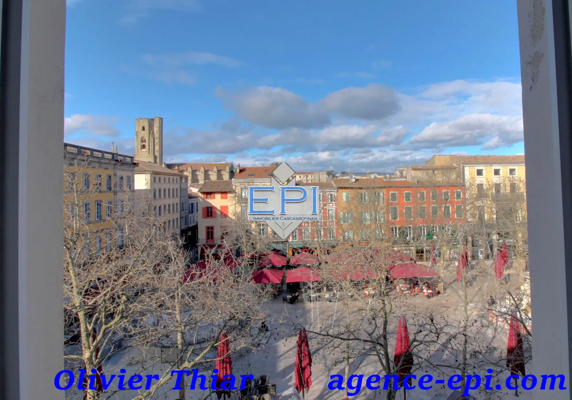 Appartement T3 avec vue sur la Place Carnot à Carcassonne 