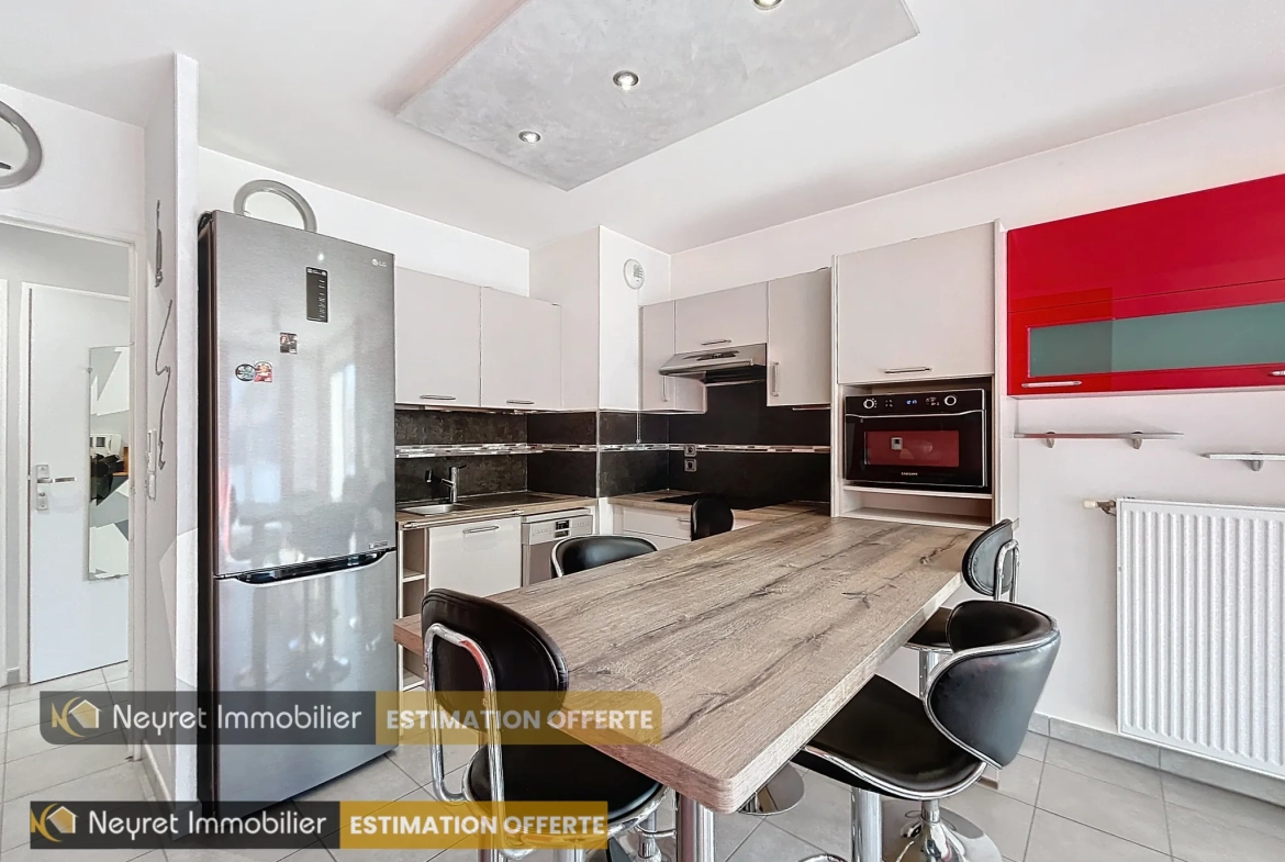 Appartement T3 lumineux de 55,84 m² à Saint-Fons avec parking et terrasse 