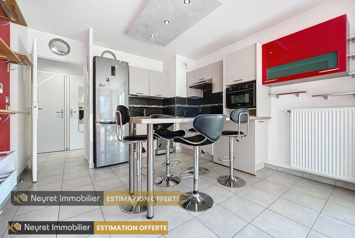 Appartement T3 lumineux de 55,84 m² à Saint-Fons avec parking et terrasse 