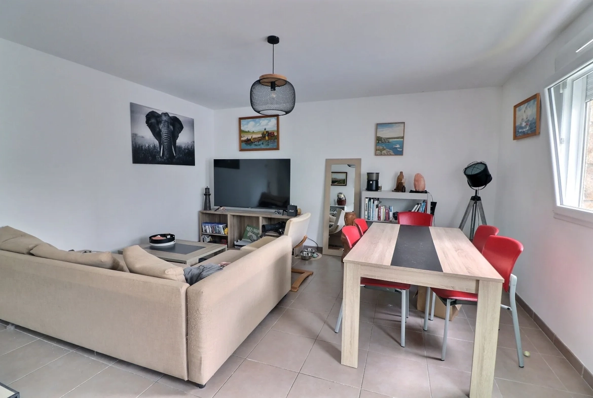 Maison de ville à Landerneau avec jardin, terrasse et parking - Secteur Kermaria 