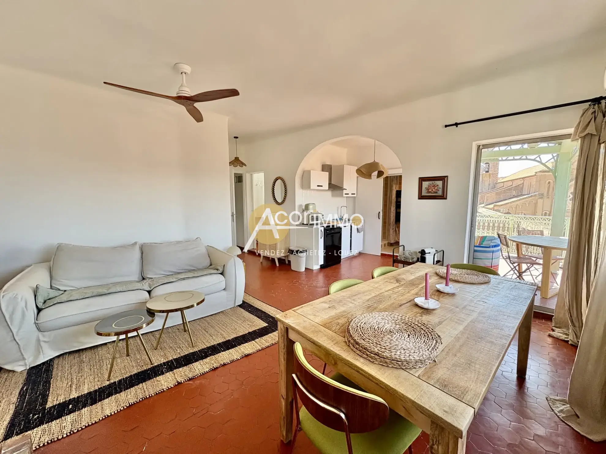 Appartement T2 avec terrasse et vue dégagée à La Seyne-sur-Mer 
