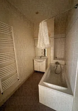 Appartement à vendre à Tulle de 60m² pour 27 000 euros, idéal pour une première acquisition 