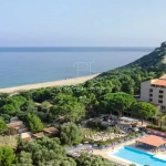 Investissement locatif en Corse – Appartement à Belgodère avec balcon et gestion clé en main
