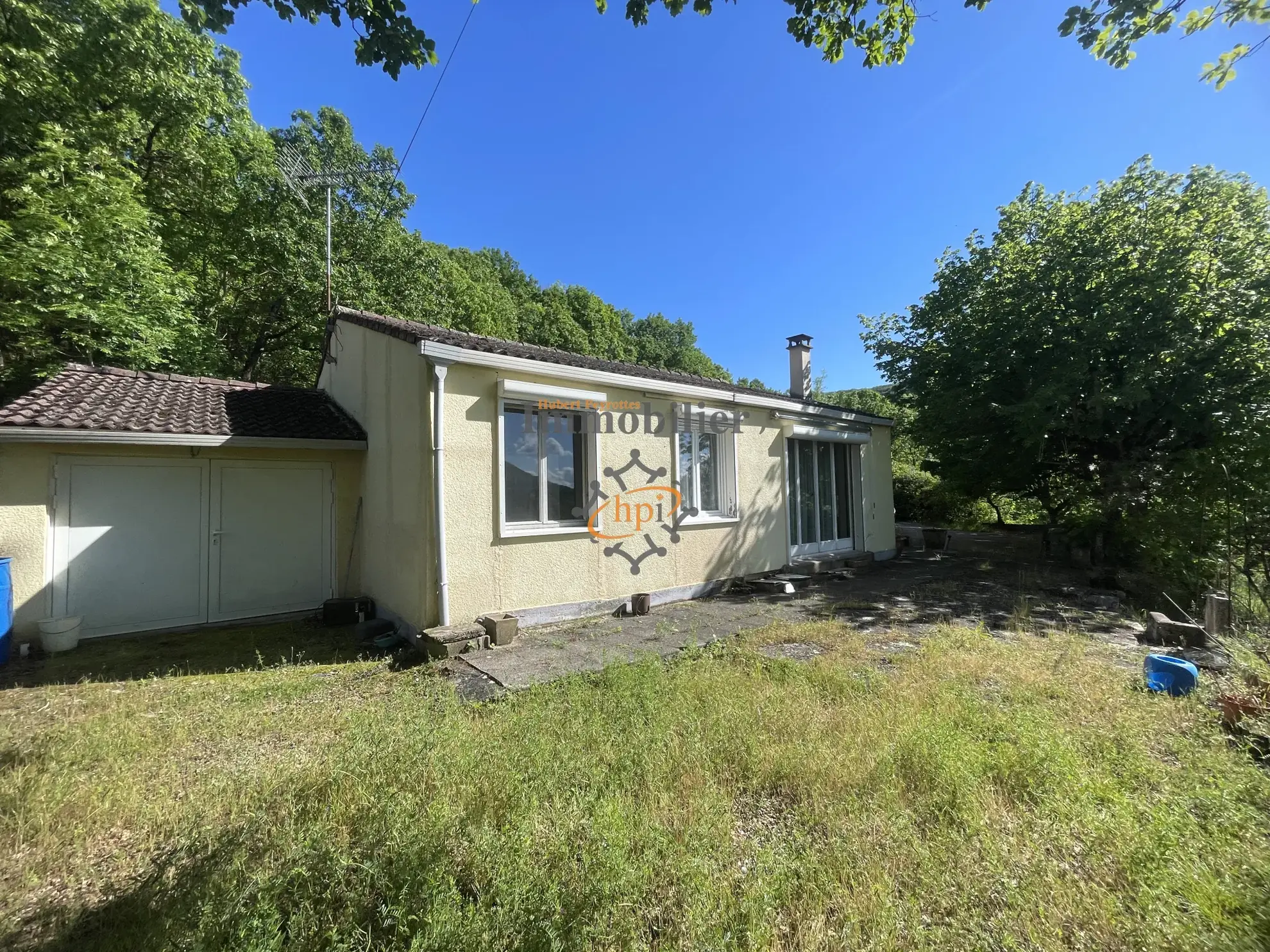 À vendre maison avec terrain à Saint Affrique, 70 m², proche ville 