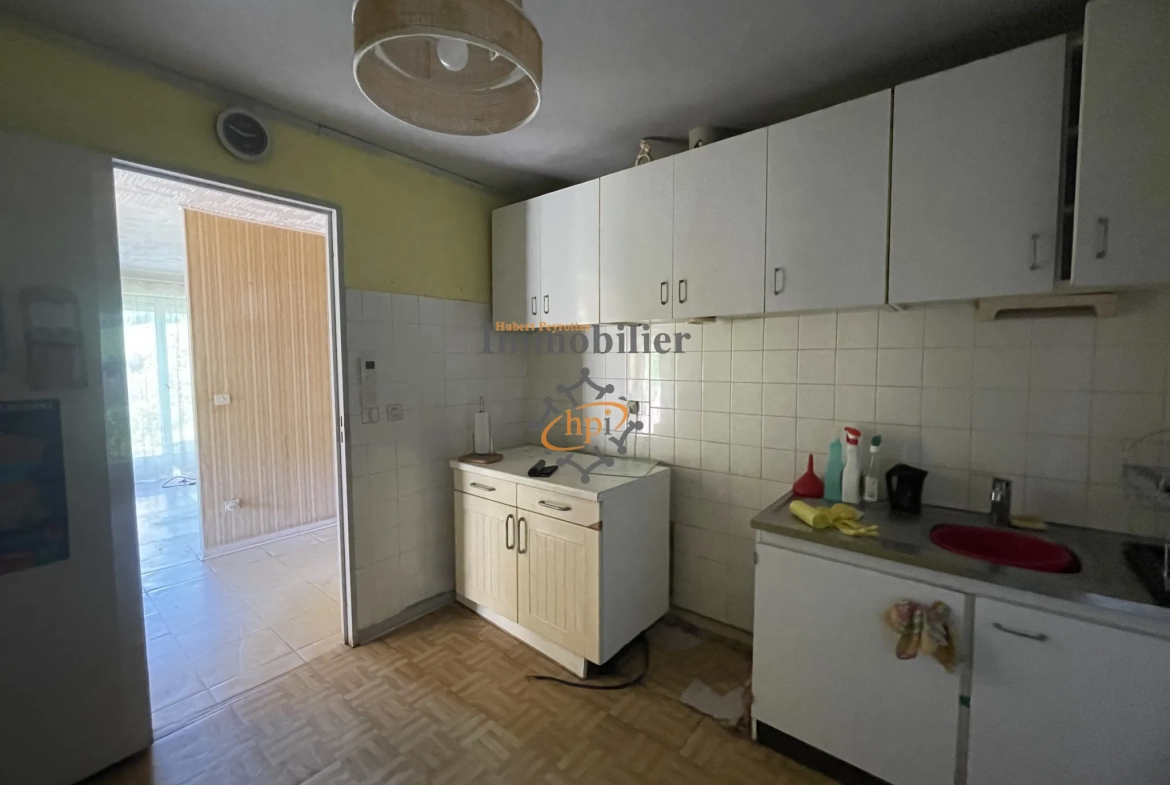 À vendre maison avec terrain à Saint Affrique, 70 m², proche ville 