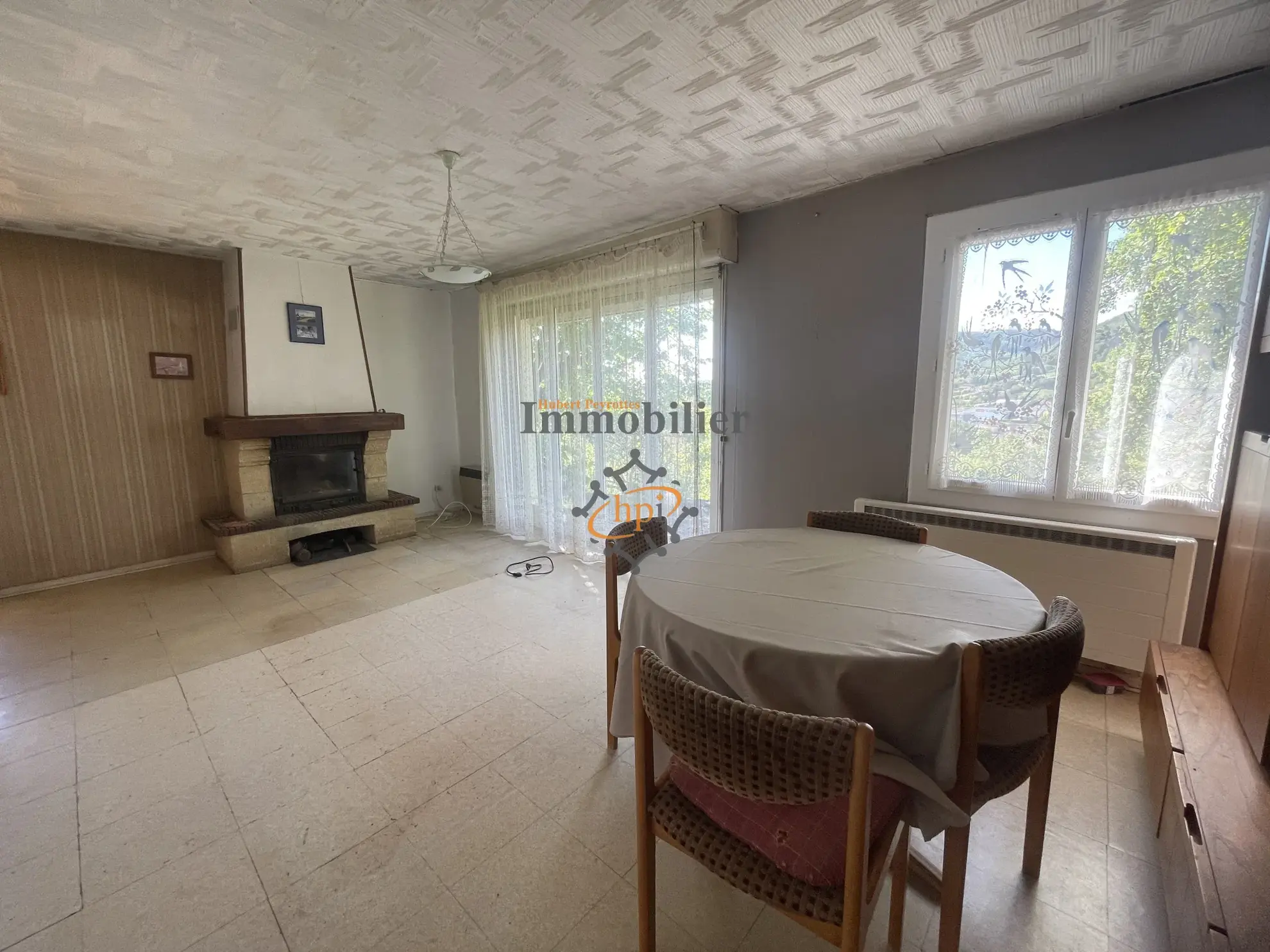 À vendre maison avec terrain à Saint Affrique, 70 m², proche ville 