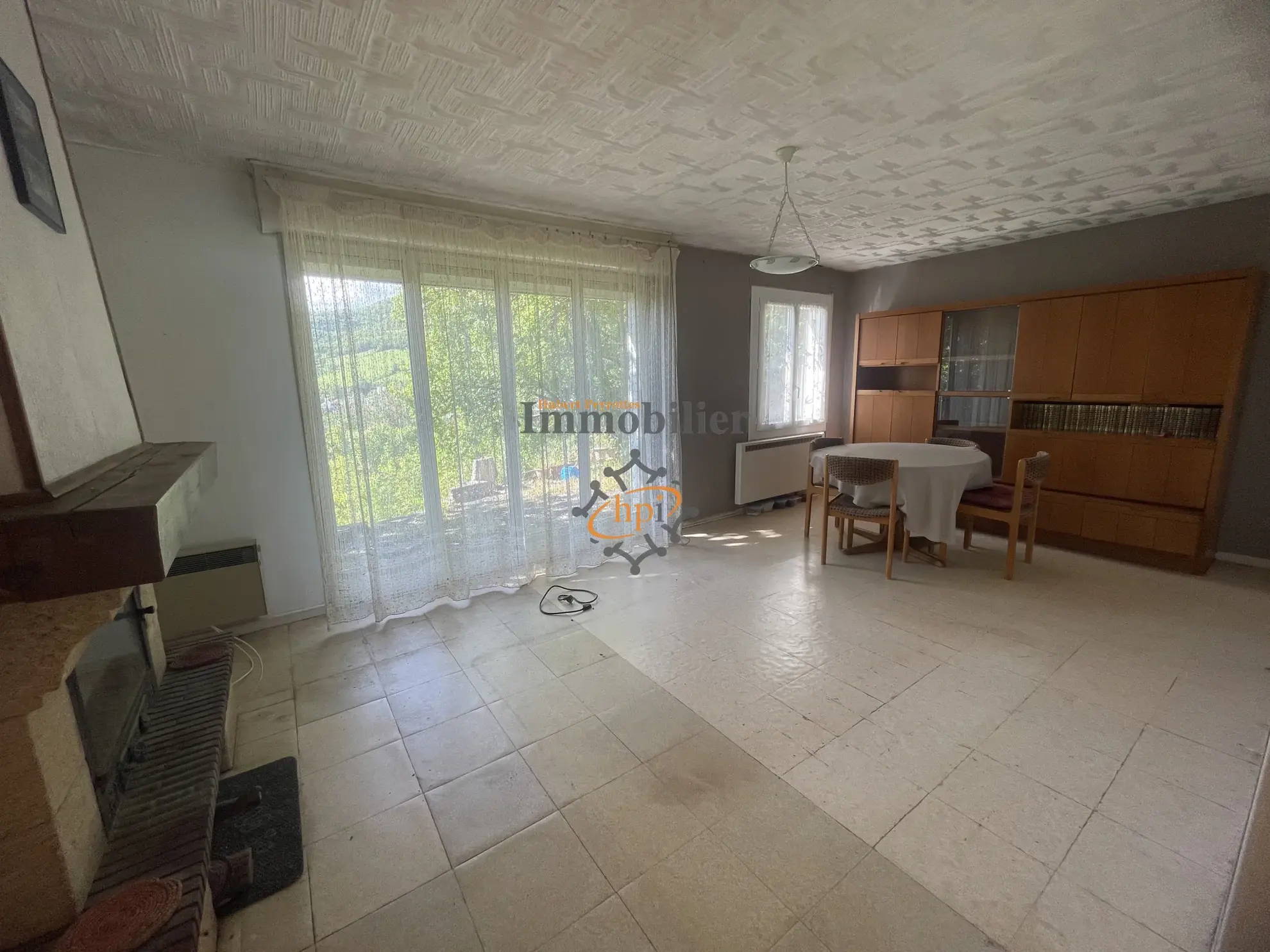 À vendre maison avec terrain à Saint Affrique, 70 m², proche ville 
