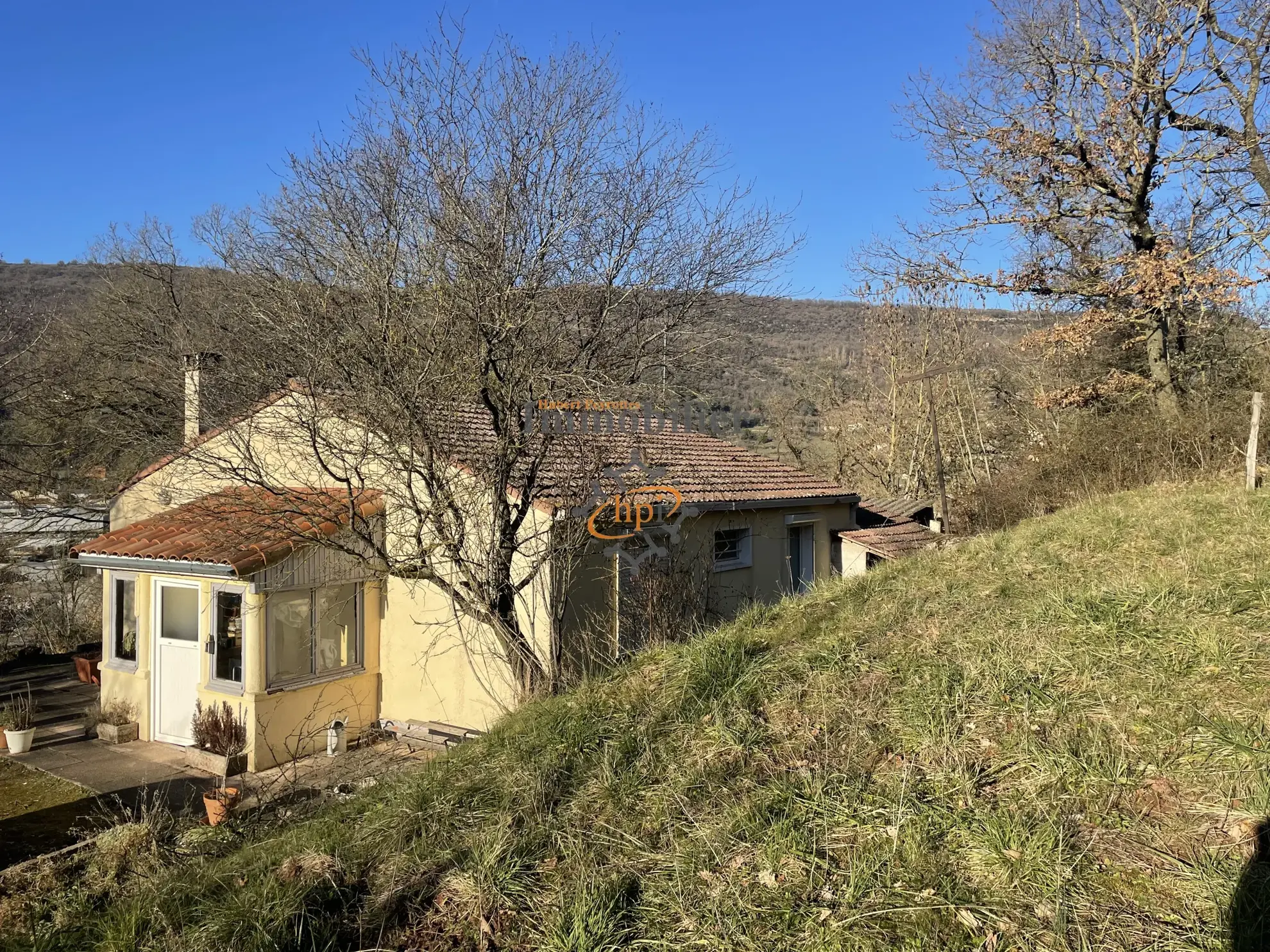 À vendre maison avec terrain à Saint Affrique, 70 m², proche ville 