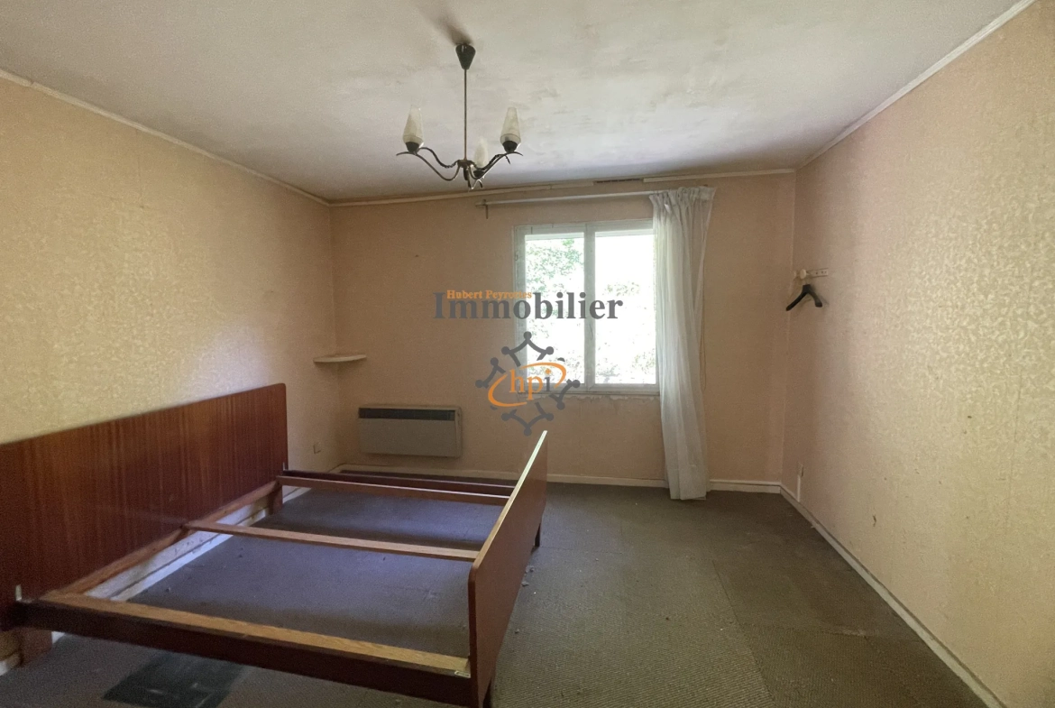 À vendre maison avec terrain à Saint Affrique, 70 m², proche ville 