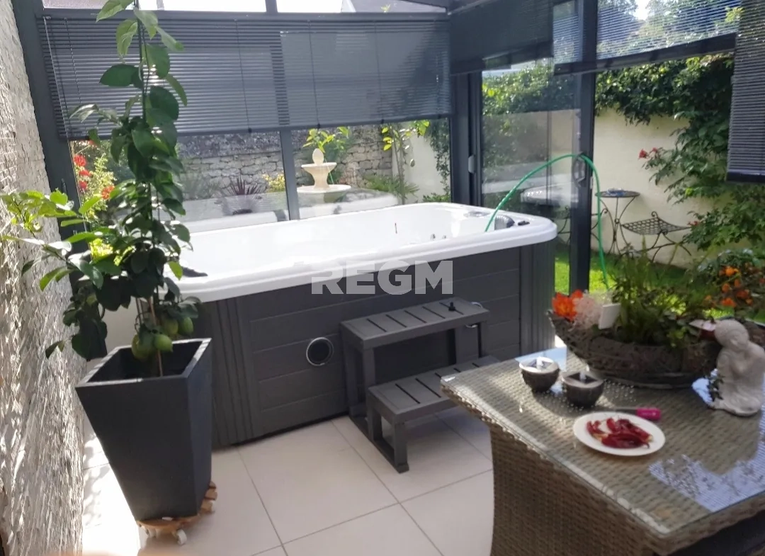 Magnifique maison familiale de 118 m² proche de Paris avec jardin et spa à Balagny-sur-Thérain 