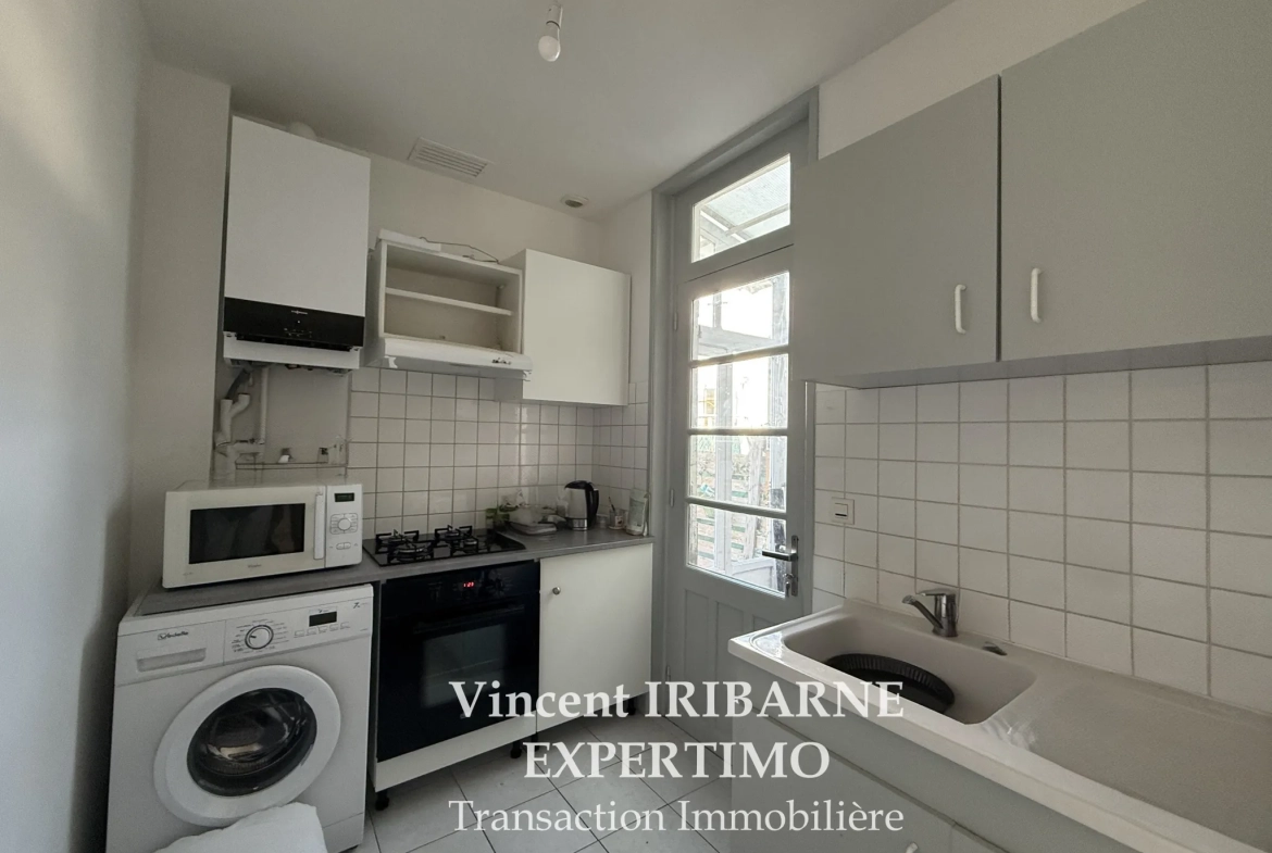 Maison de ville rénovée avec jardin à Saintes - 2 chambres 