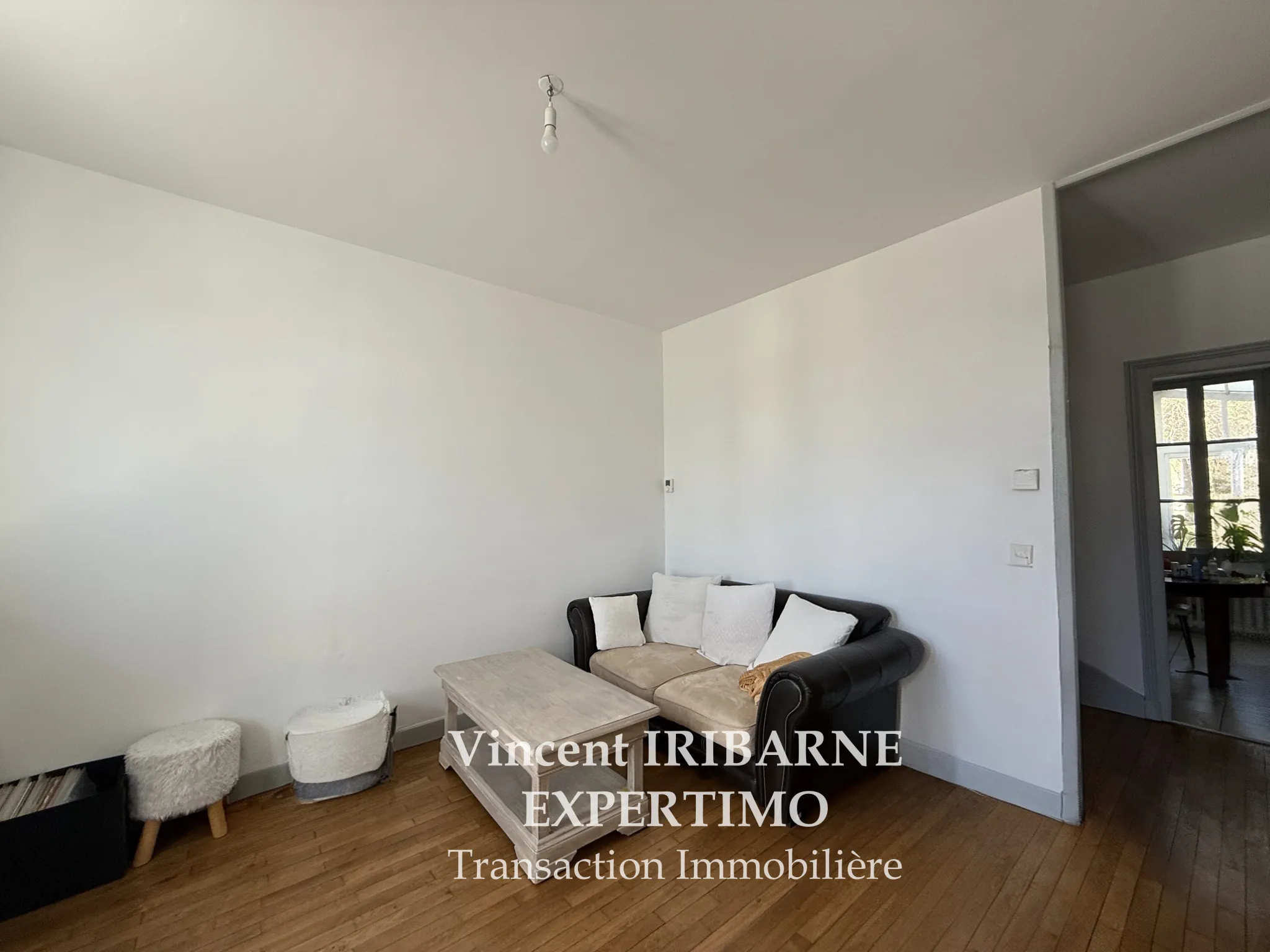 Maison de ville rénovée avec jardin à Saintes - 2 chambres 
