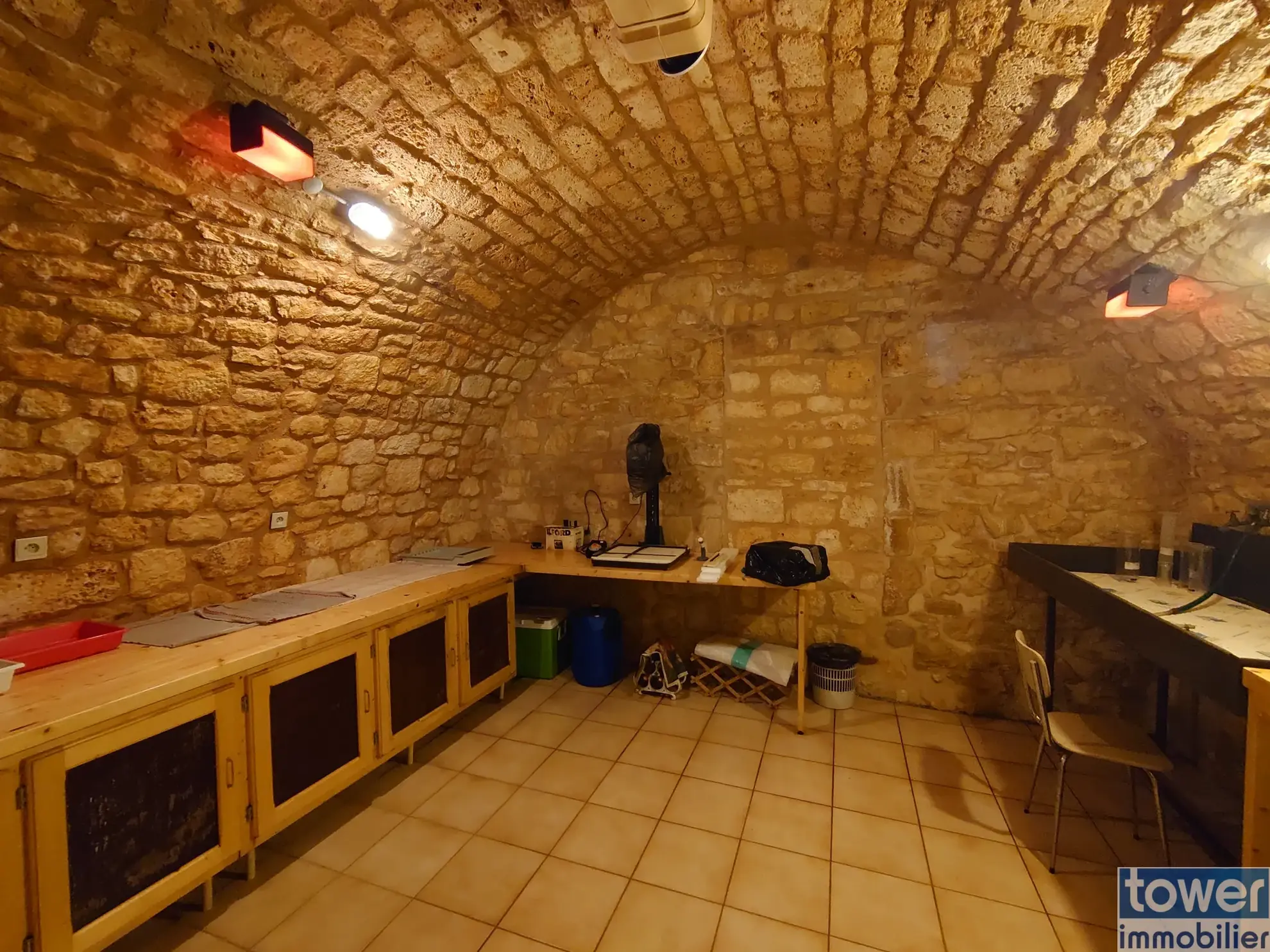 Charmante maison de bastide avec gîte et jardin à Montcabrier 