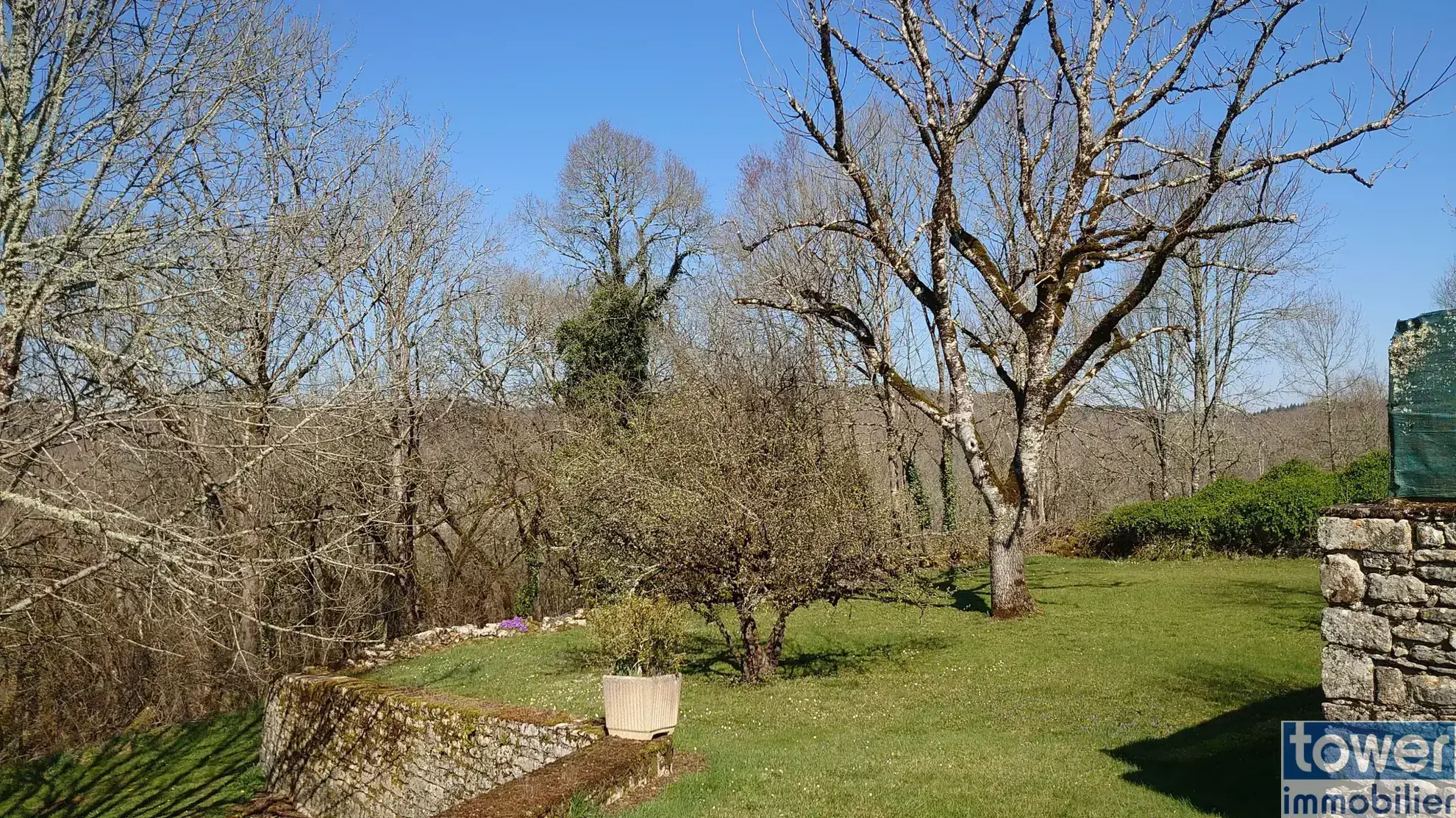 Charmante maison de bastide avec gîte et jardin à Montcabrier 