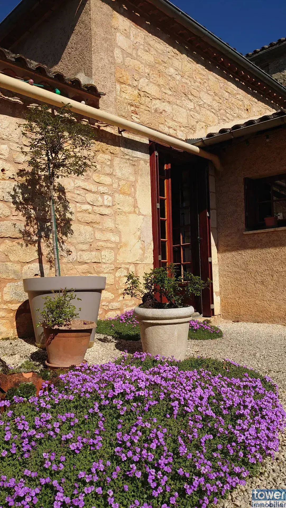 Charmante maison de bastide avec gîte et jardin à Montcabrier 