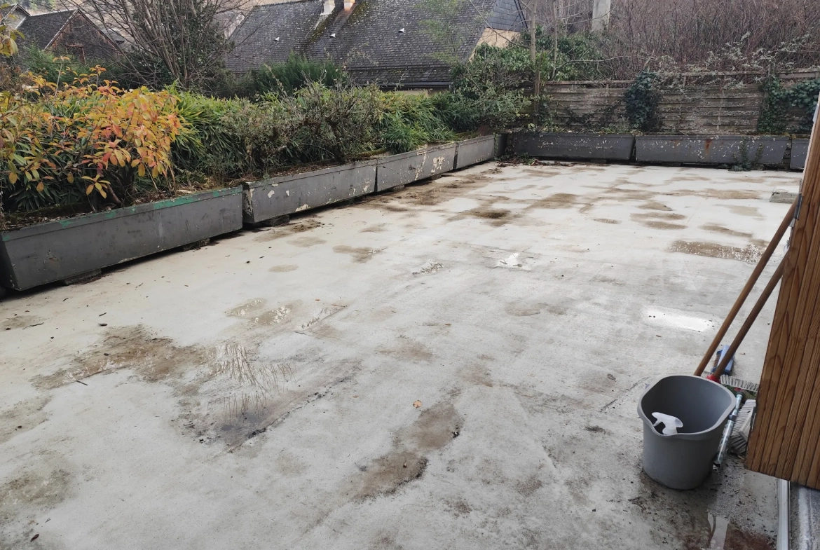 Maison de 75 m² en centre-ville de Bagnères de Luchon avec terrasse et vue dégagée 