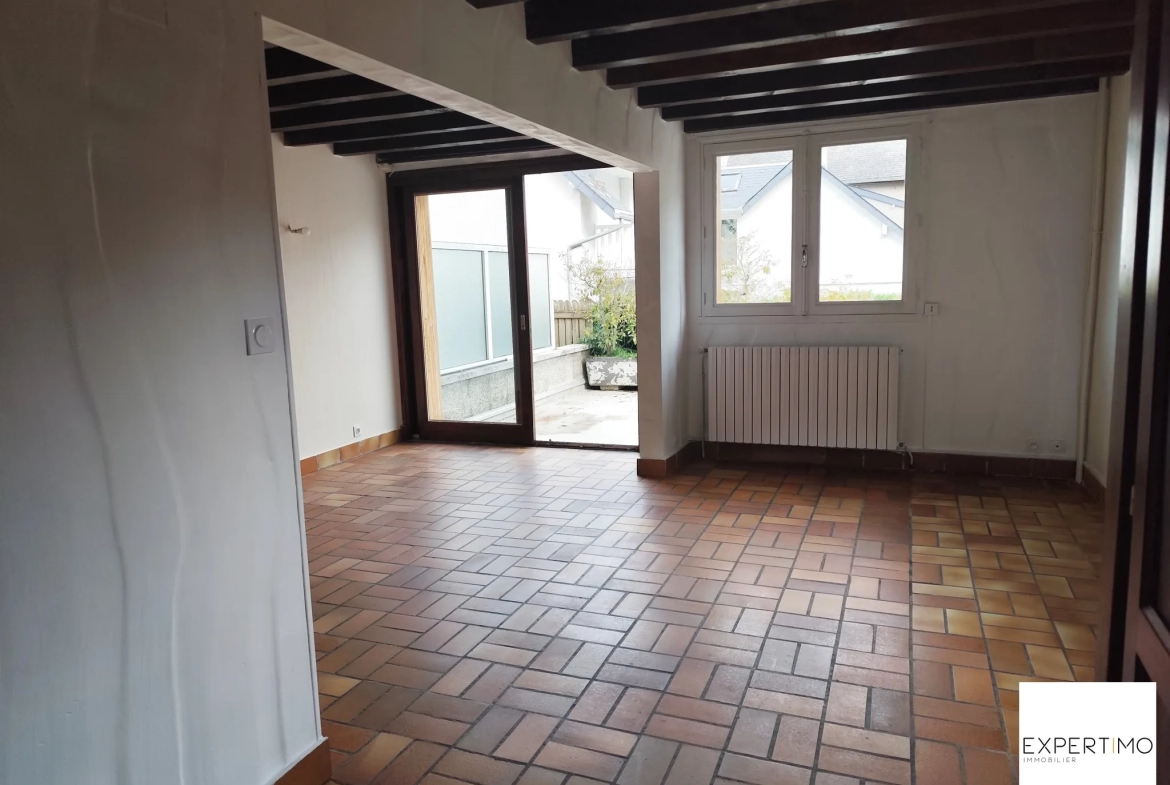 Maison de 75 m² en centre-ville de Bagnères de Luchon avec terrasse et vue dégagée 