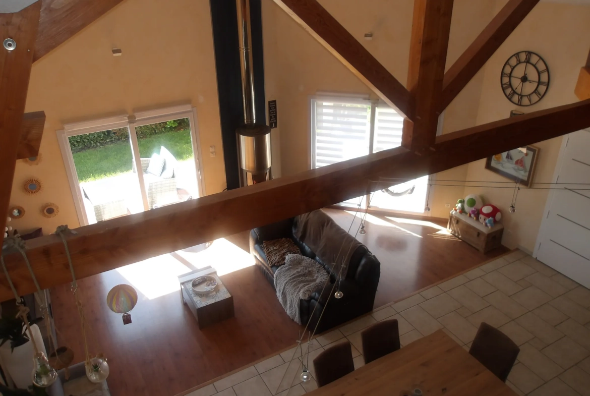 Maison 2003 avec grand jardin proche de Charlieu - 150 m² 