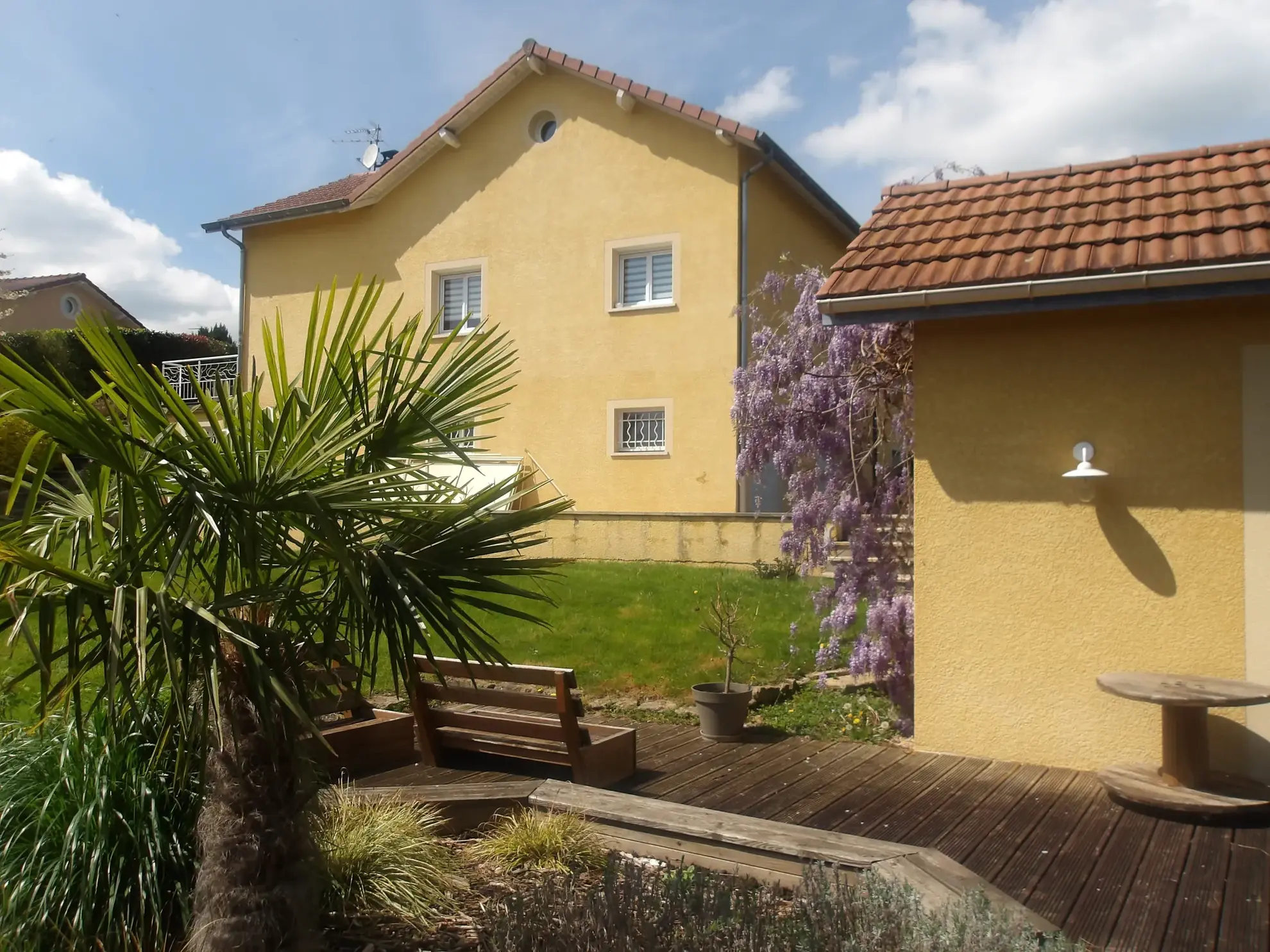 Maison 2003 avec grand jardin proche de Charlieu - 150 m² 