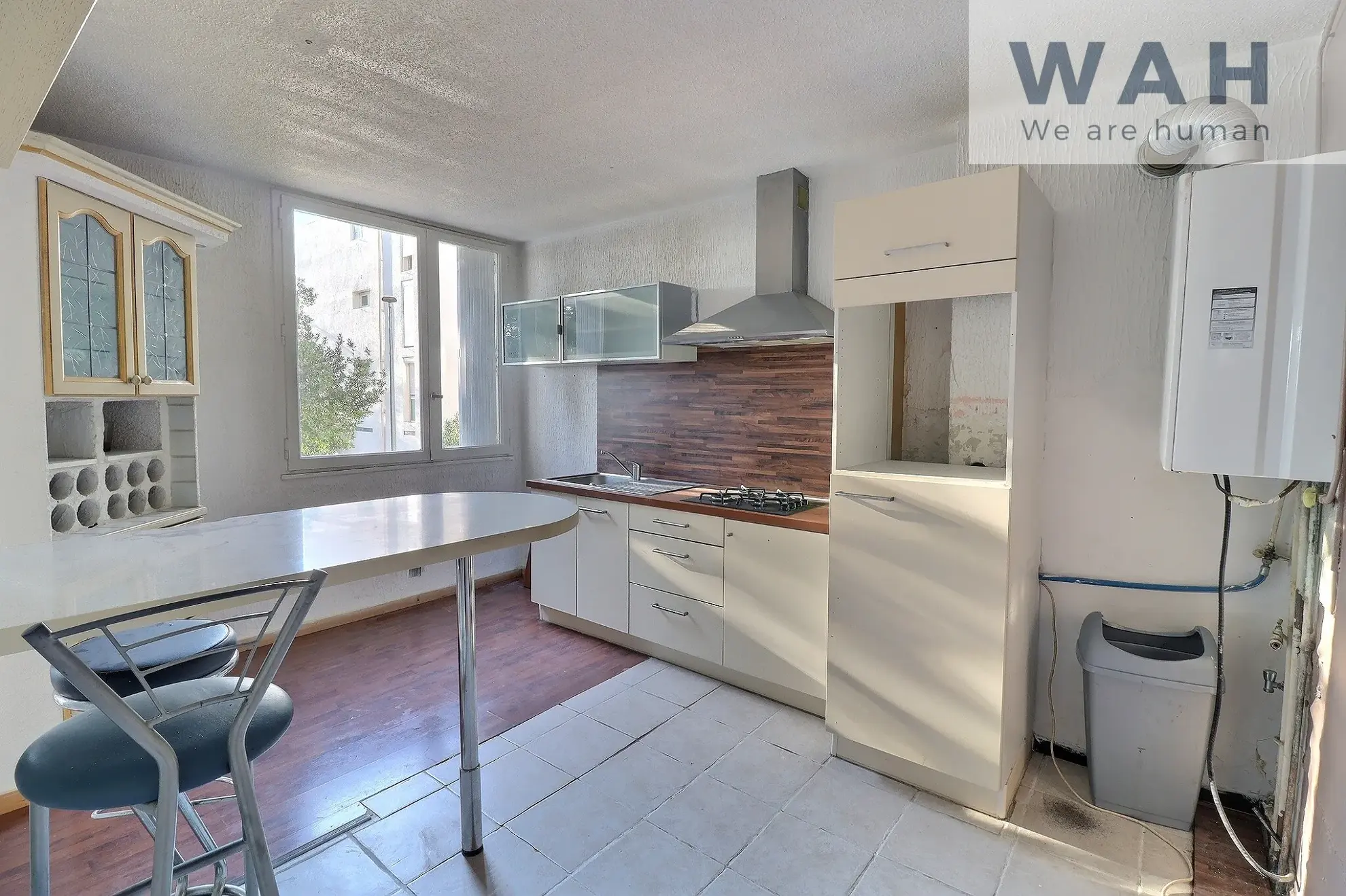 Appartement T4 à rénover à Lunel 34400 – Emplacement privilégié 
