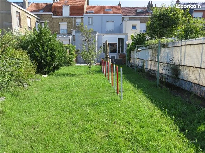 Immeuble de rapport à vendre à Coudekerque-Branche – Investissement locatif rentable 