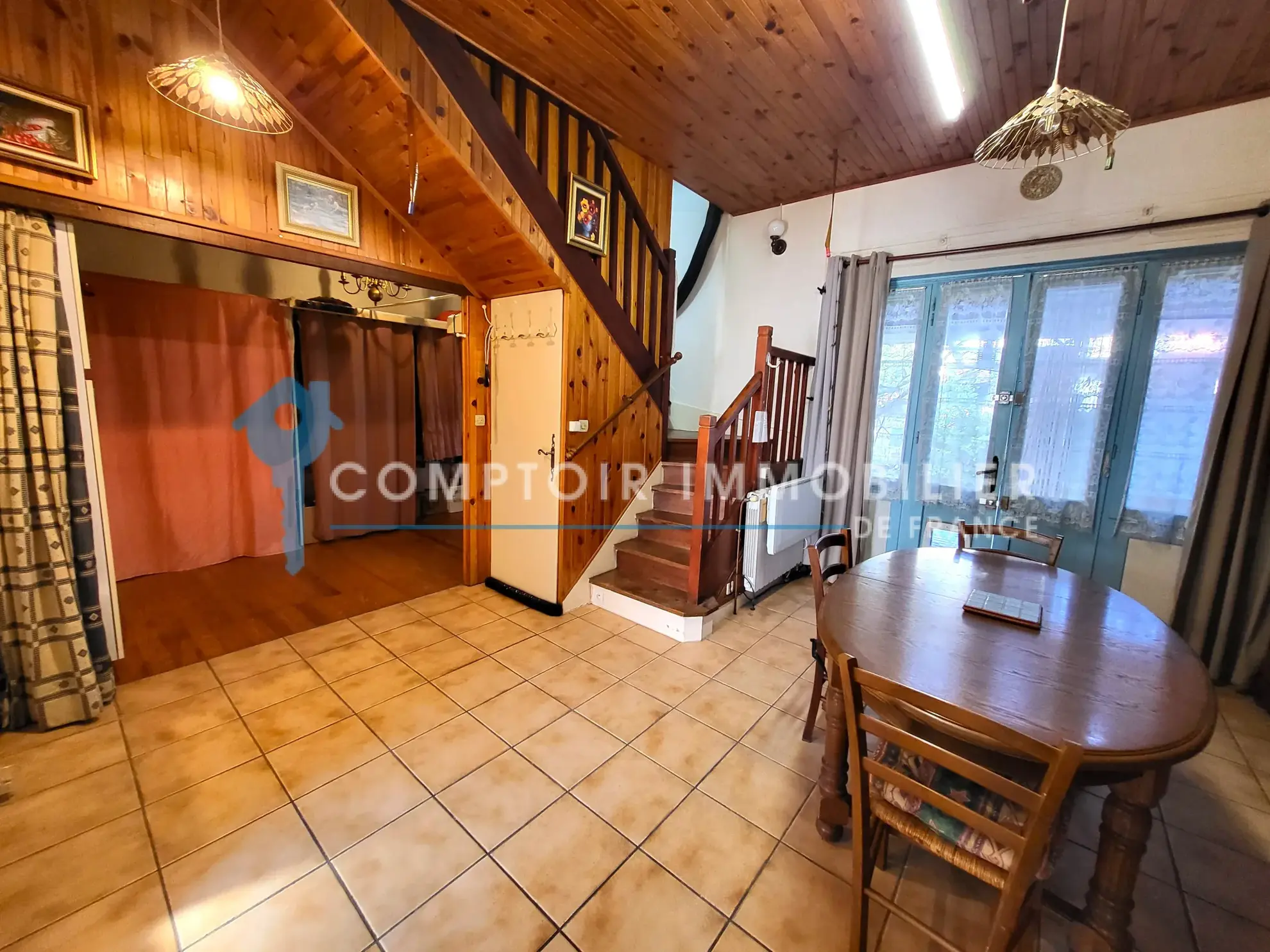 Maison de ville 4 pièces à Valence avec jardin et garage - Opportunité à saisir 