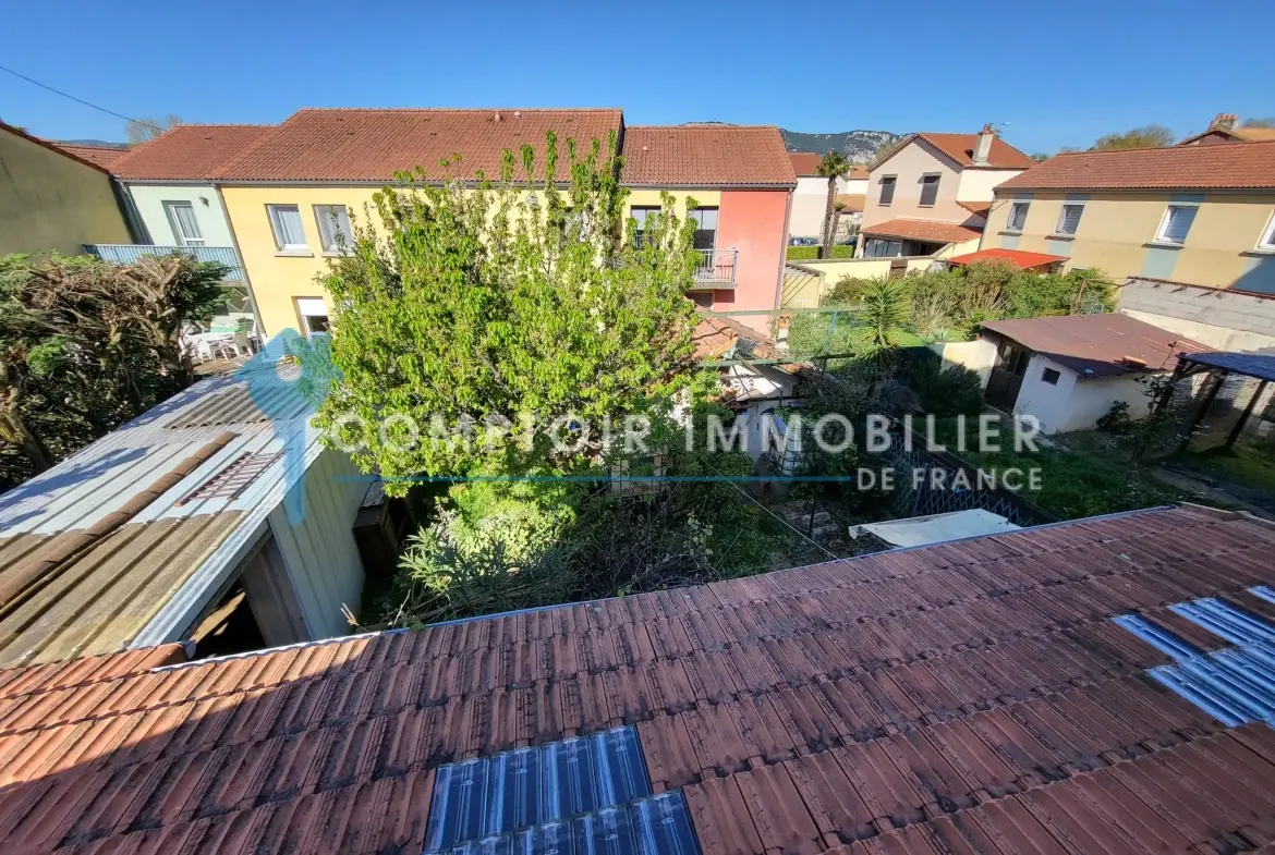 Maison de ville 4 pièces à Valence avec jardin et garage - Opportunité à saisir 