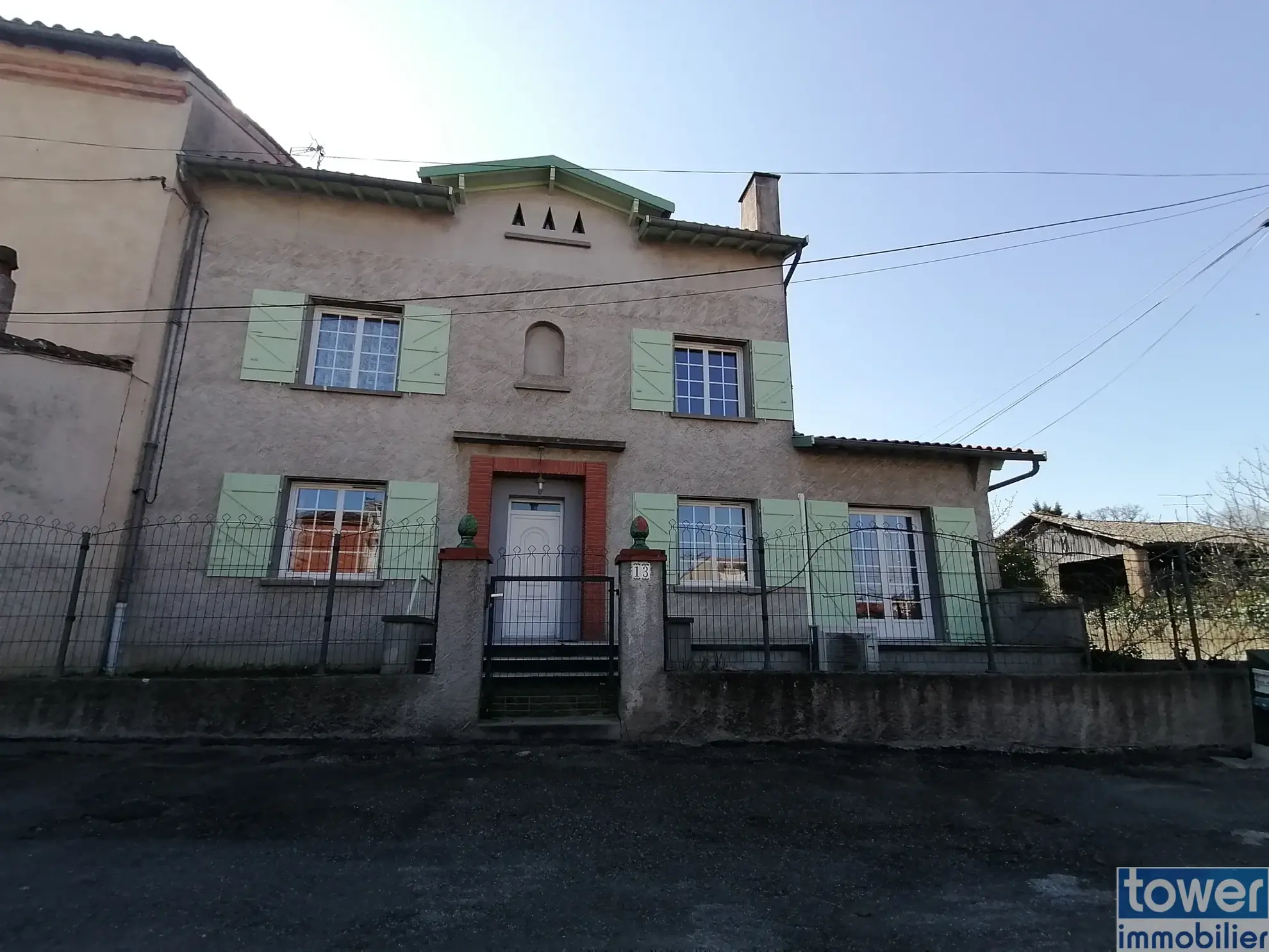 Maison de caractère à Montech de 150 m² avec jardin et double garage 