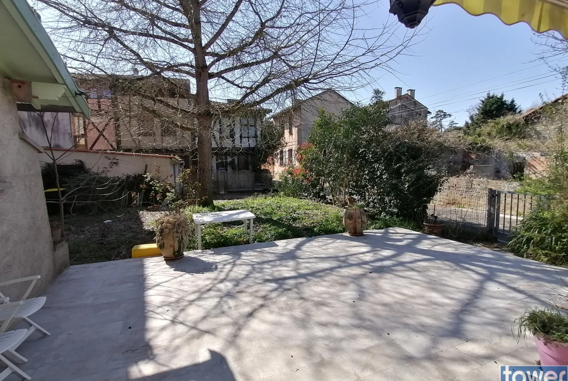 Maison de caractère à Montech de 150 m² avec jardin et double garage 