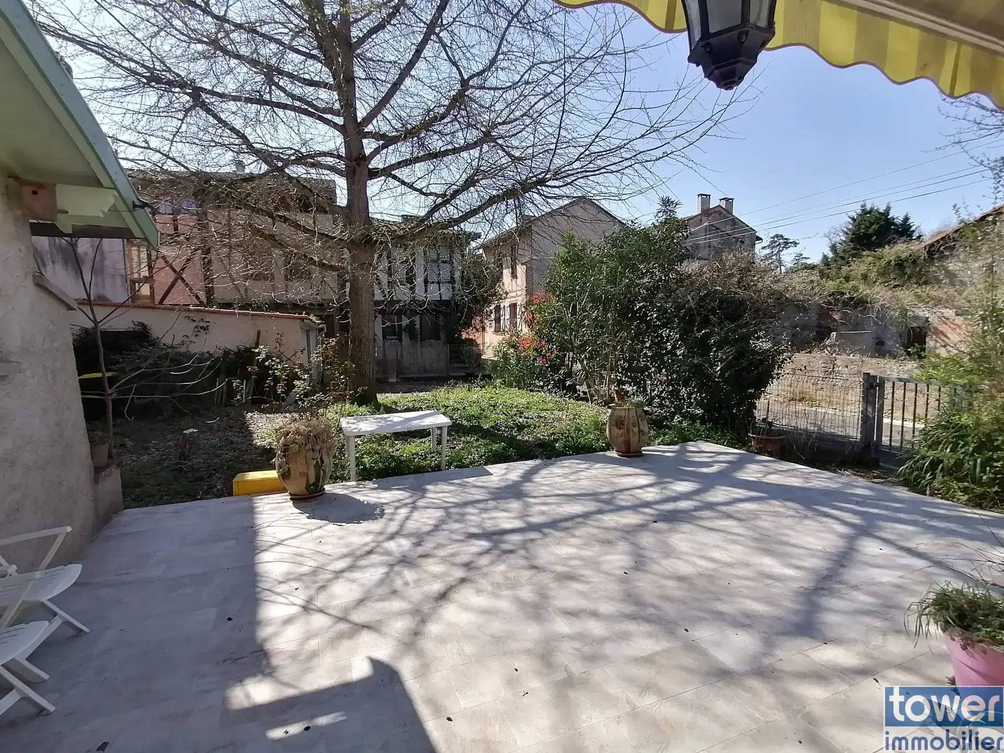Maison de caractère à Montech de 150 m² avec jardin et double garage 