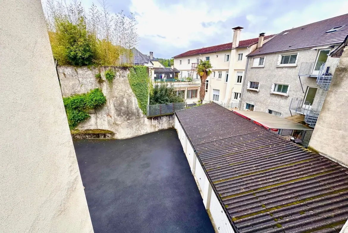 Appartement T3 avec garage et cave à Lourdes près des Halles 