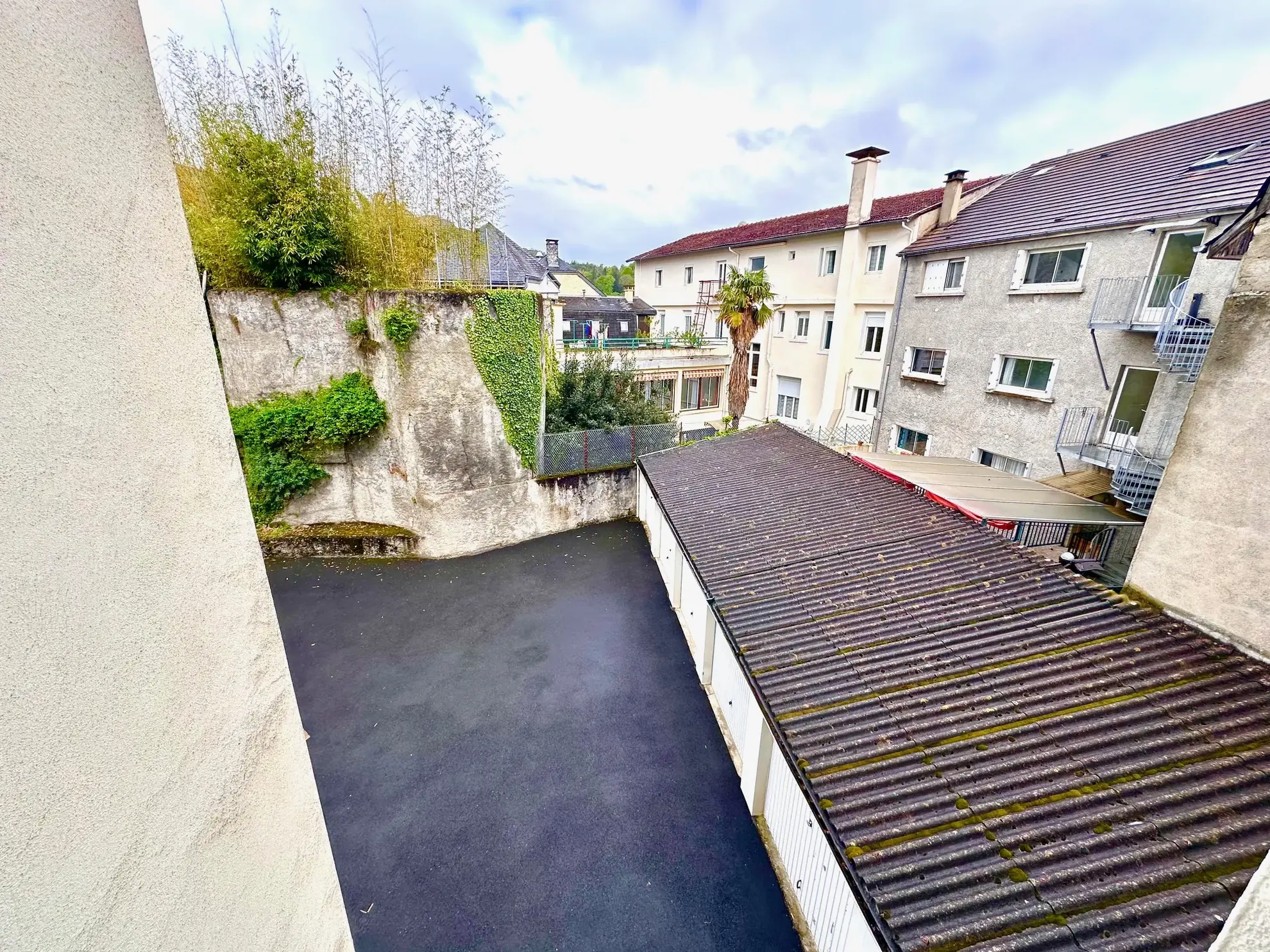 Appartement T3 avec garage et cave à Lourdes près des Halles 
