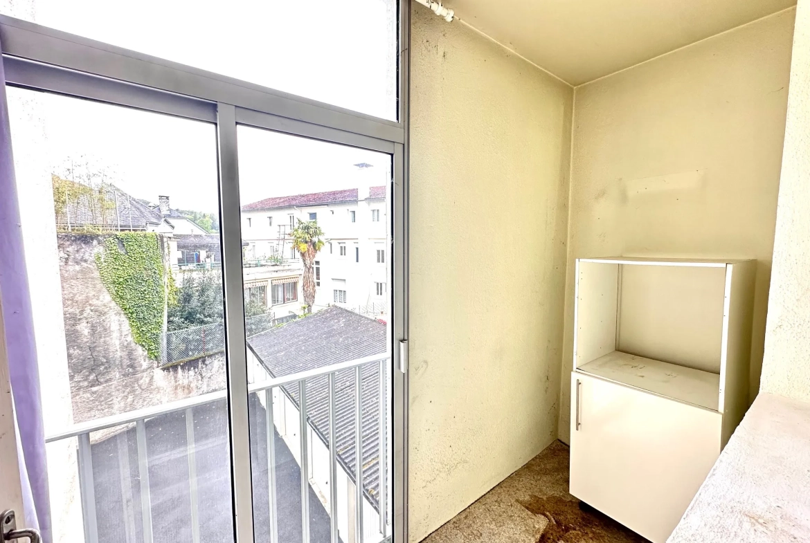 Appartement T3 avec garage et cave à Lourdes près des Halles 