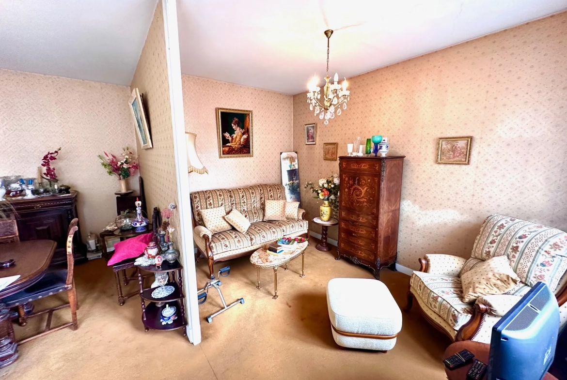 Appartement T3 avec garage et cave à Lourdes près des Halles 