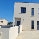 Villa neuve à étage à Beziers avec 4 chambres, terrasse et garage privé