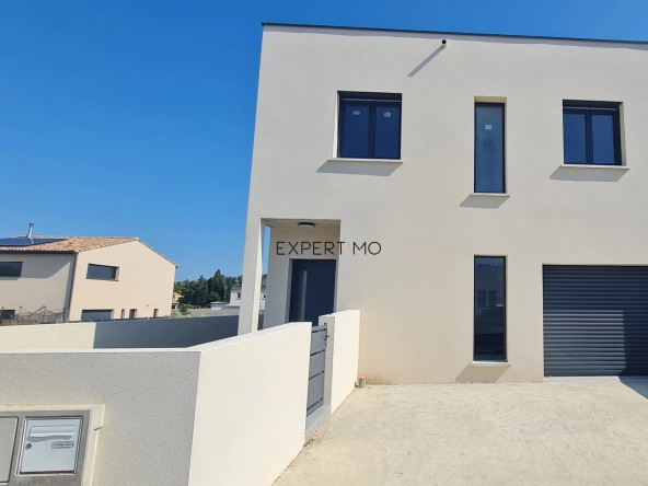 Villa neuve à étage à Beziers avec 4 chambres, terrasse et garage privé