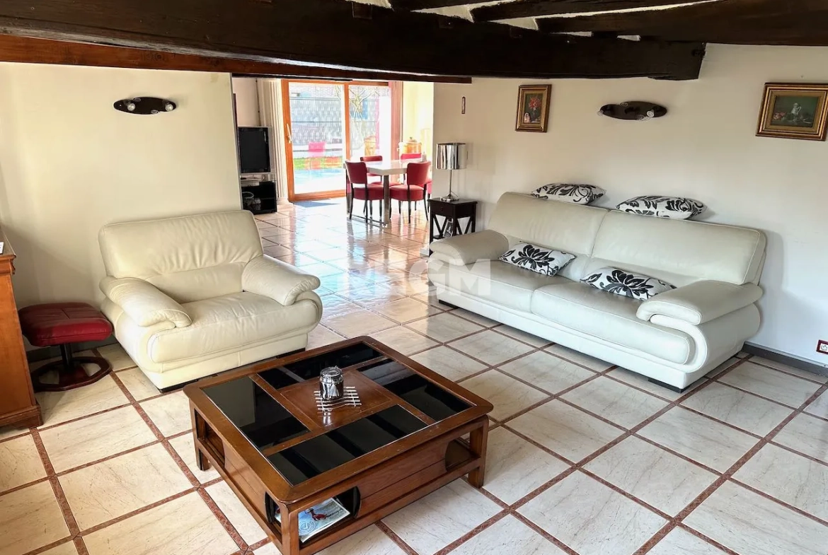 À vendre maison T4 à Tilloy-Les-Marchiennes, proche d'Orchies avec terrasse et garage 