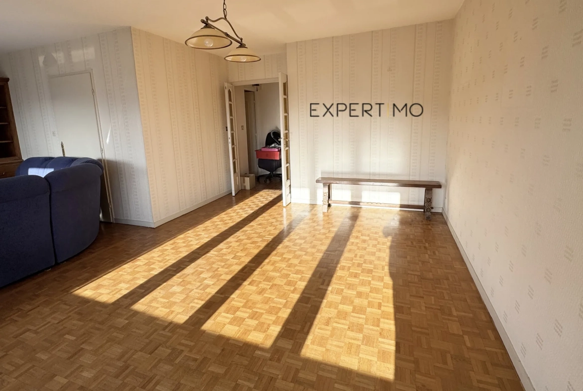 Appartement 4 pièces de 97m² à Sassenage avec balcon et cave 