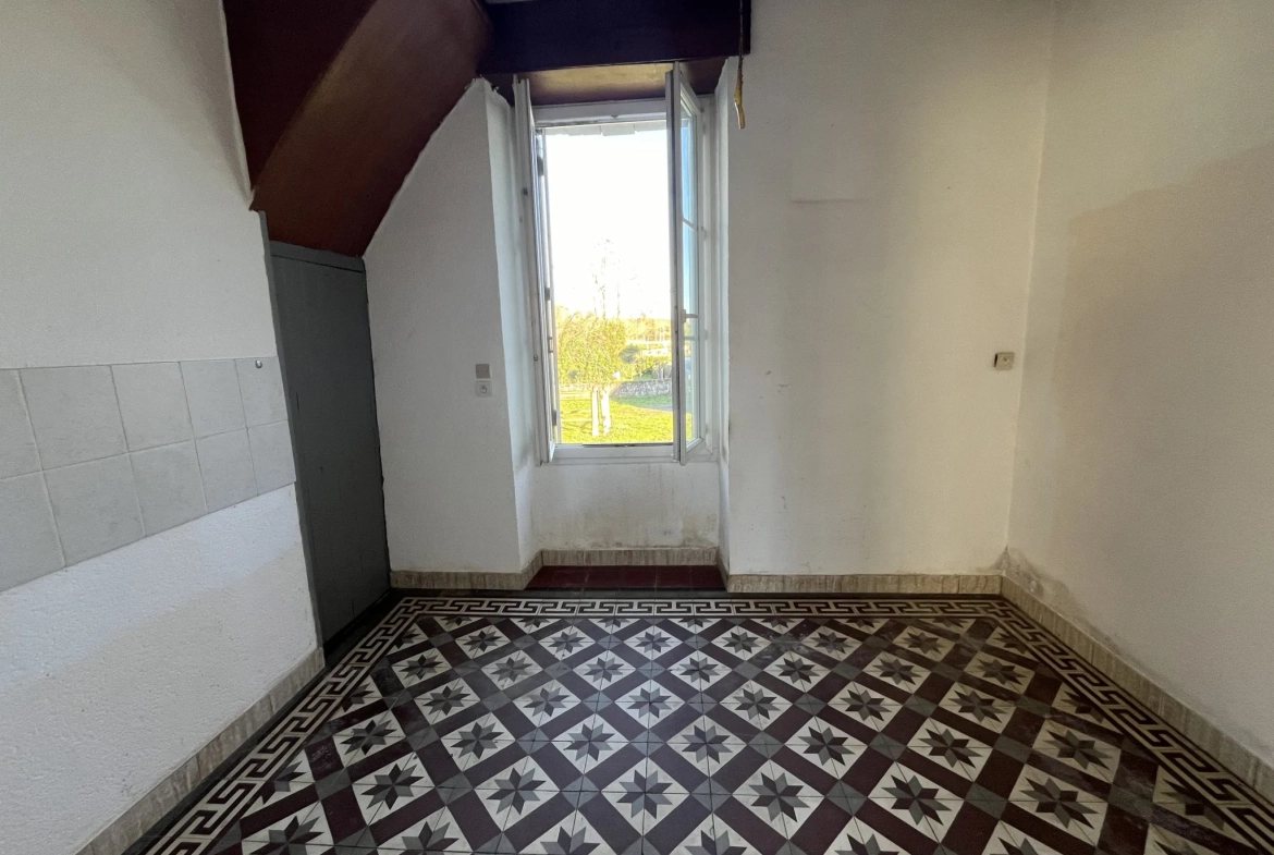 Maison de caractère de 130 m² en bordure de rivière à Taizé 