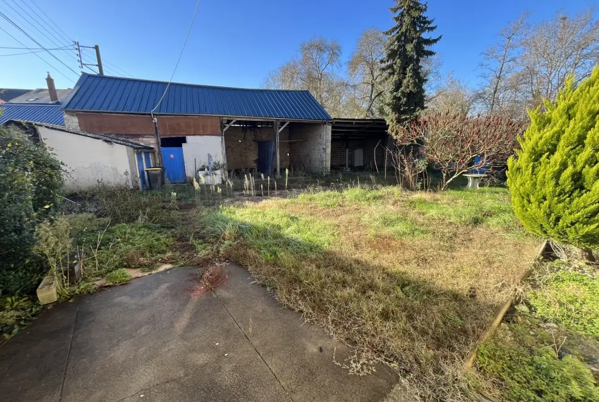 Maison de caractère de 130 m² en bordure de rivière à Taizé 