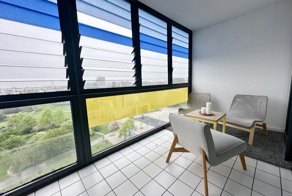Appartement T3 à vendre à Lille proche d’Euralille avec balcon et loggia 