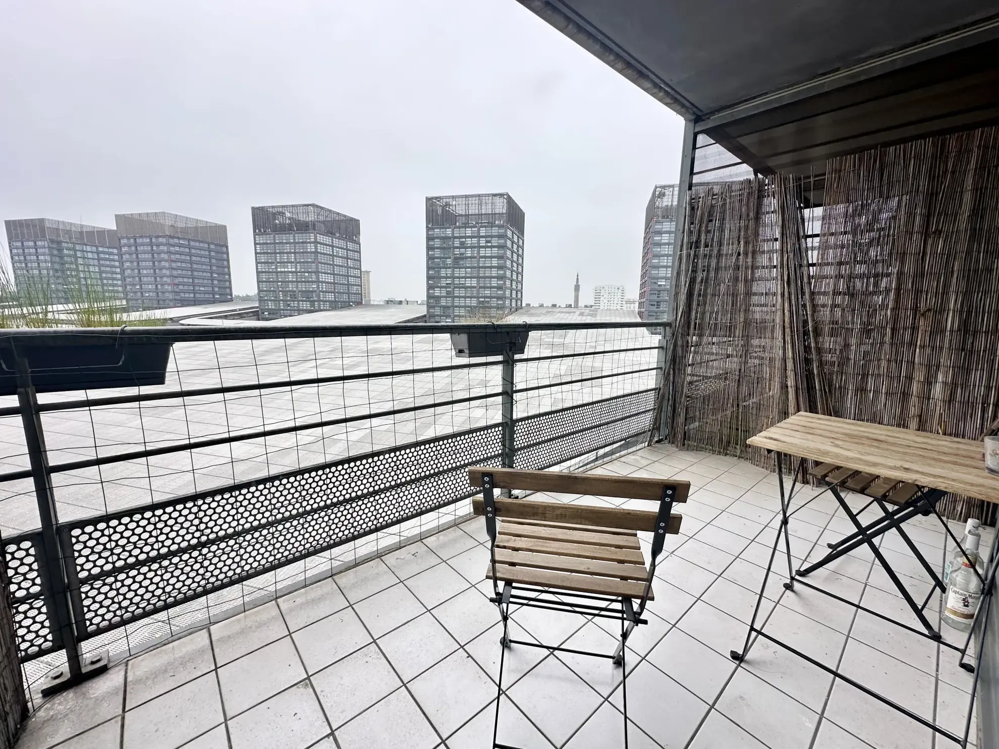 Appartement T3 à vendre à Lille proche d’Euralille avec balcon et loggia 