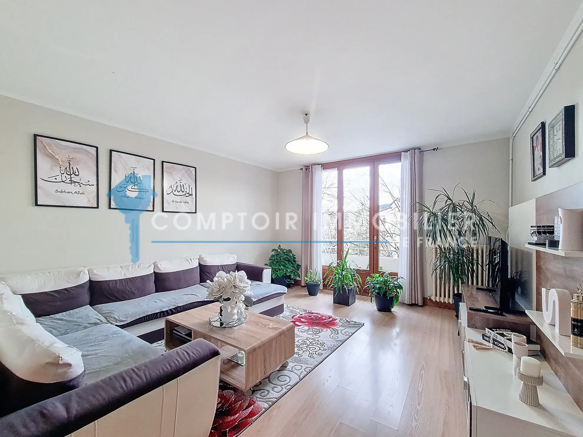 Terrain constructible plat à vendre à La Clisse - 842 m² 